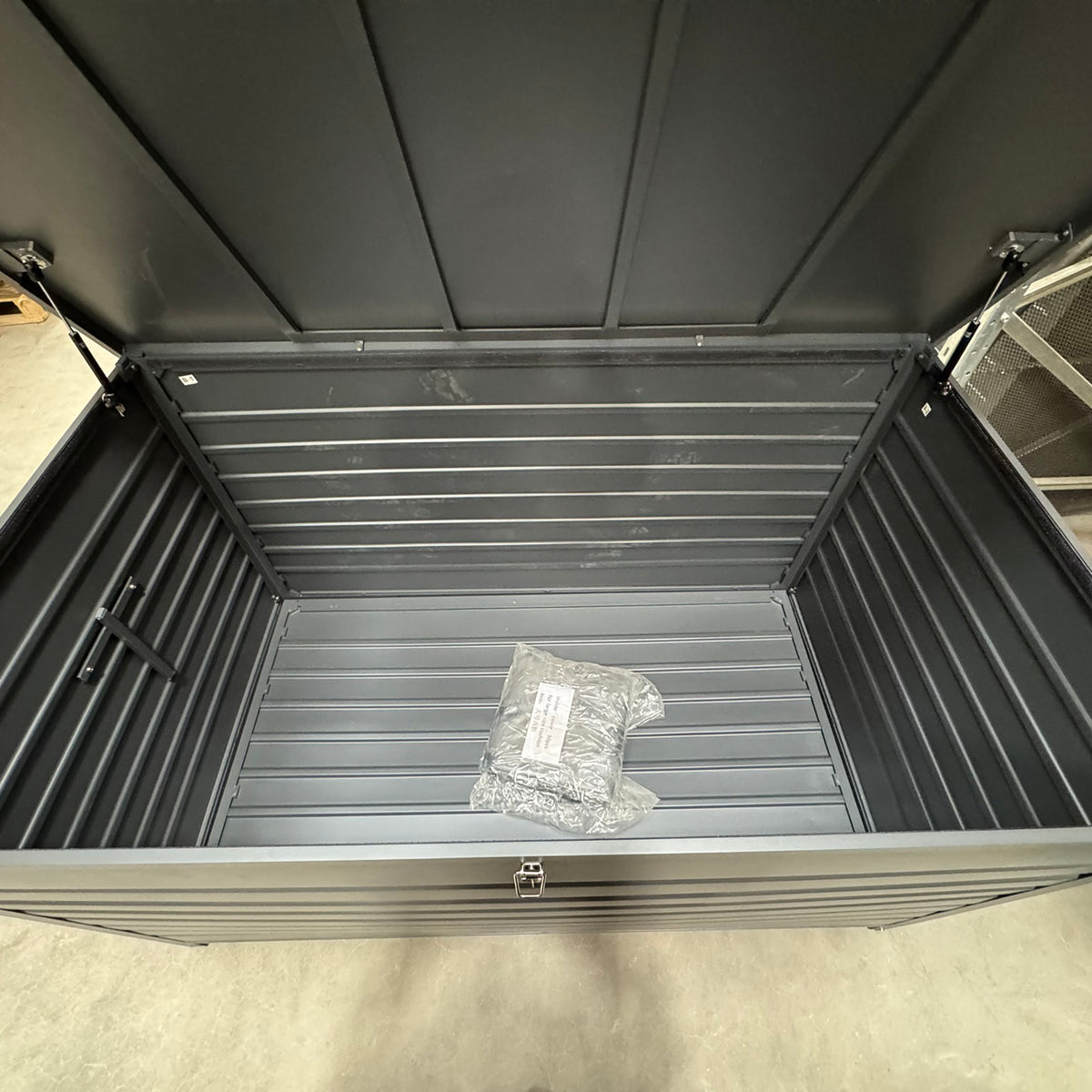 Ex Display Bracken Outdoors Sumo Large Aluminium Cushion &amp; Garden Storage Box