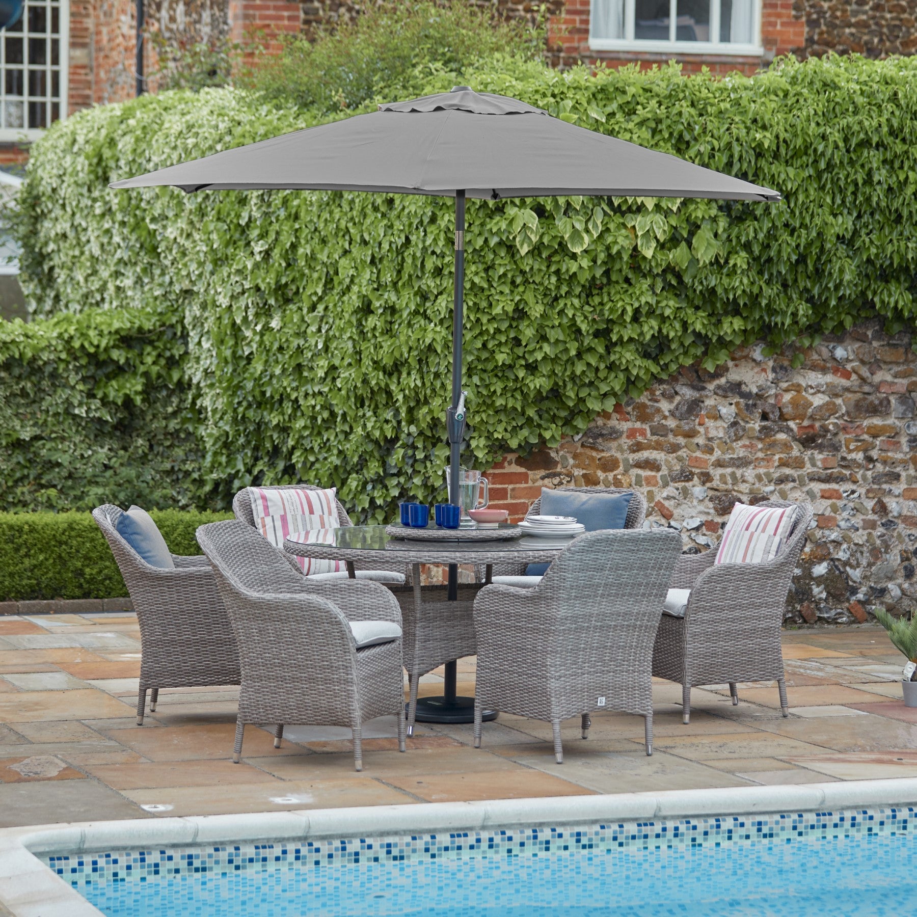 lg outdoor monaco egg chair