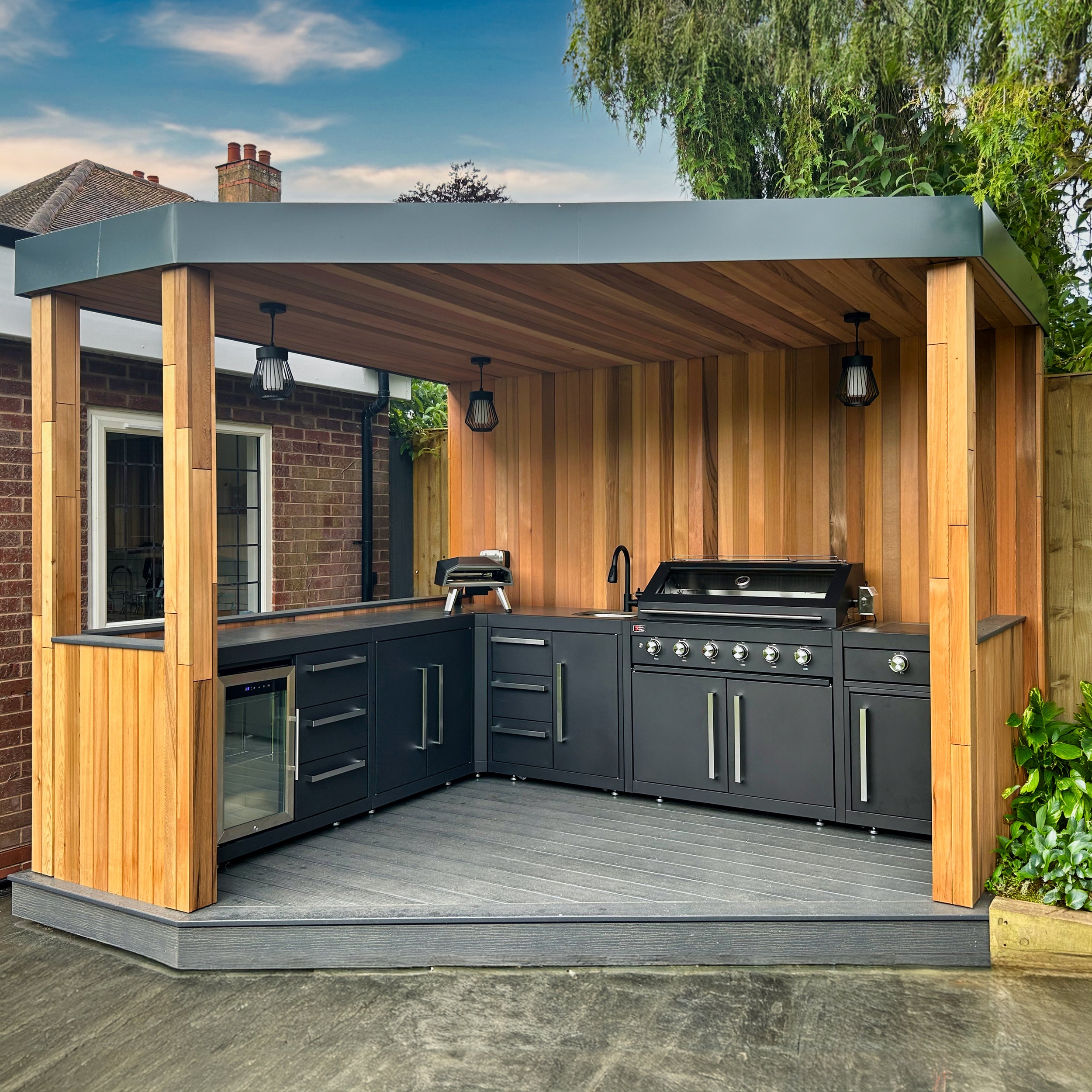 Outdoor Kitchen Ideas - Garden Trends