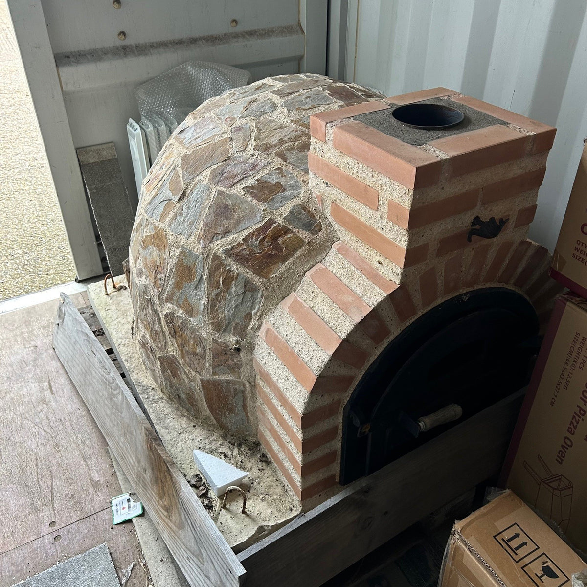 Ex Display Fuego Stone 80 Outdoor Wood Fired Pizza Oven