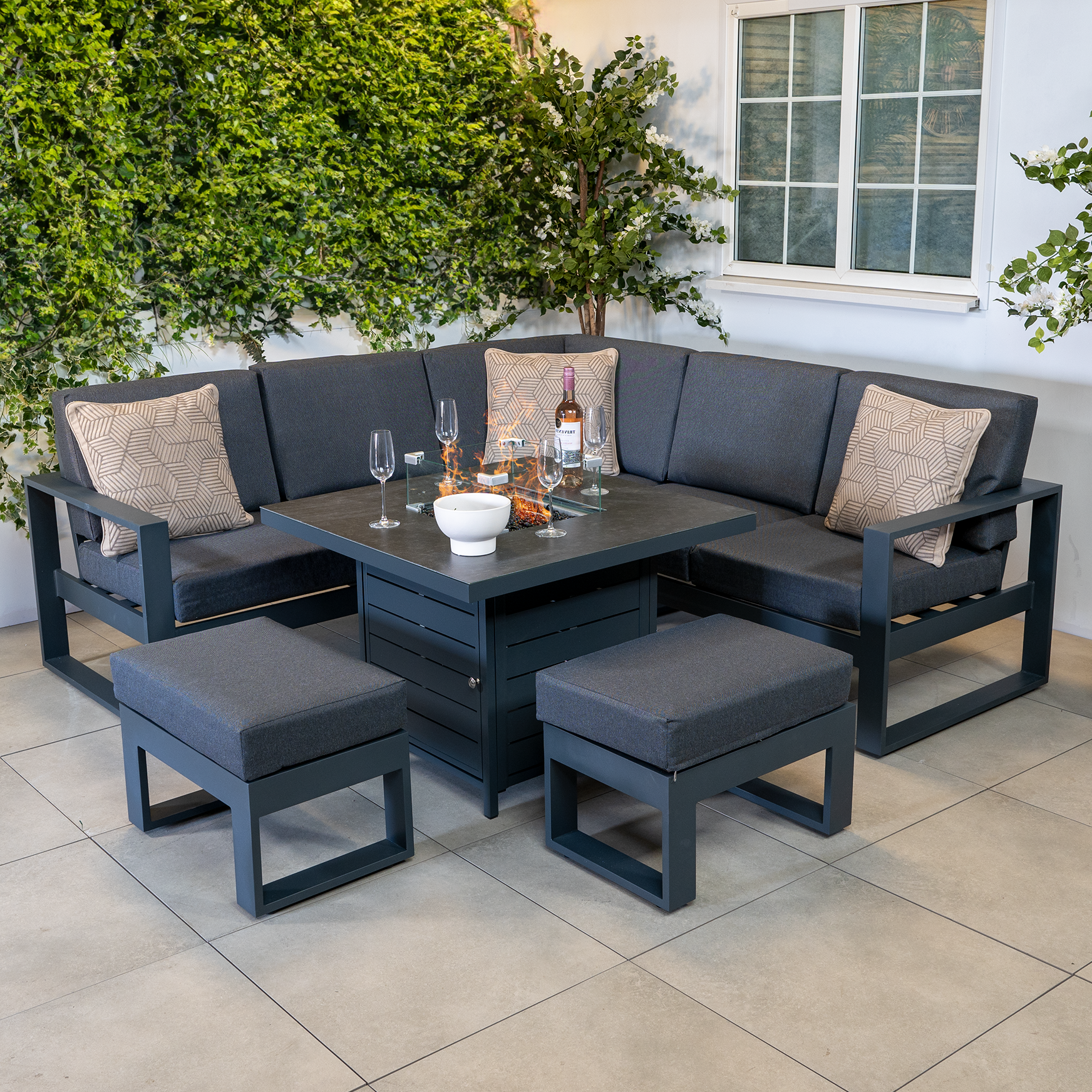 Corner Cast Aluminium Garden Table And Chairs Bracken Outdoors