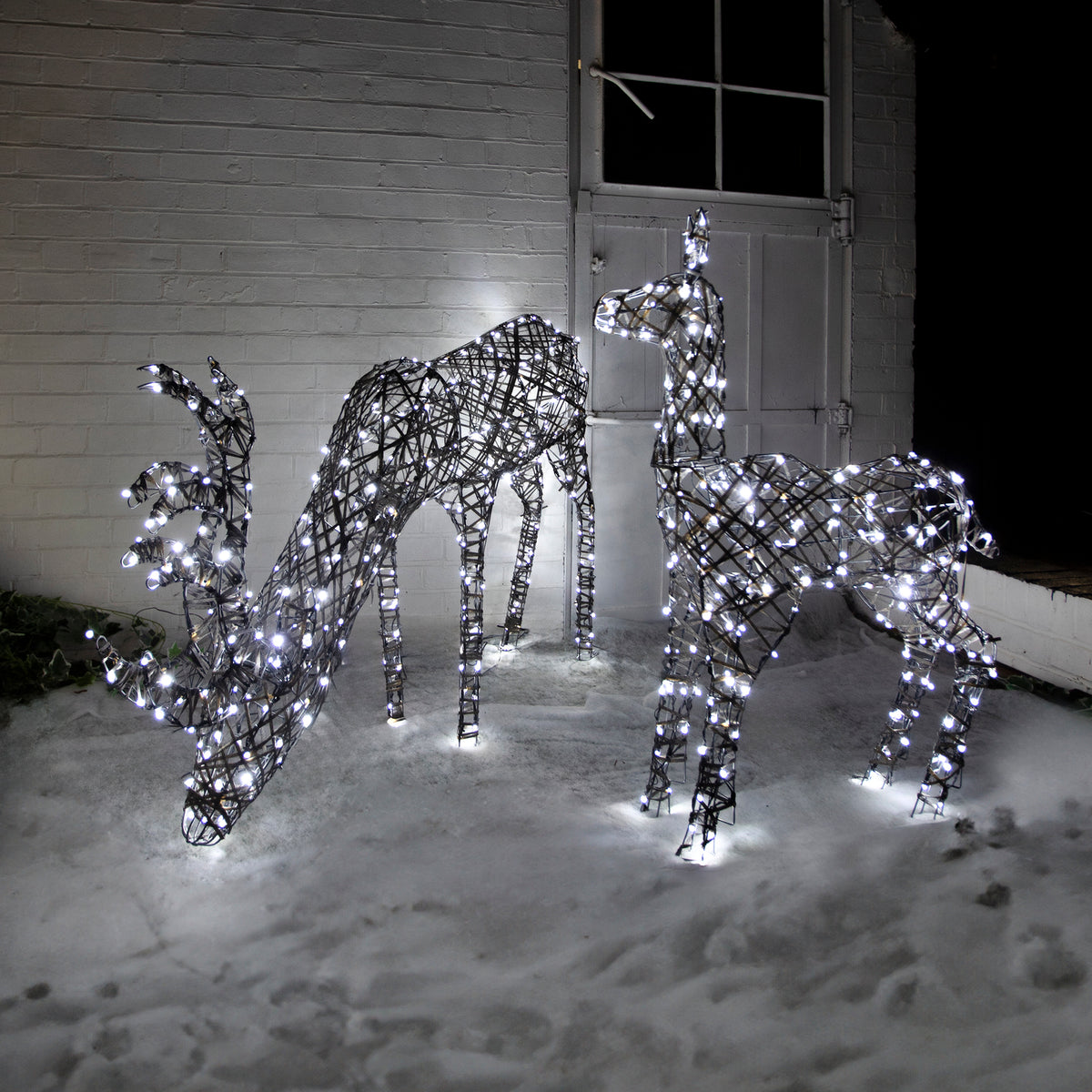 Christmas Grazing Reindeer and Doe Outdoor Light Set