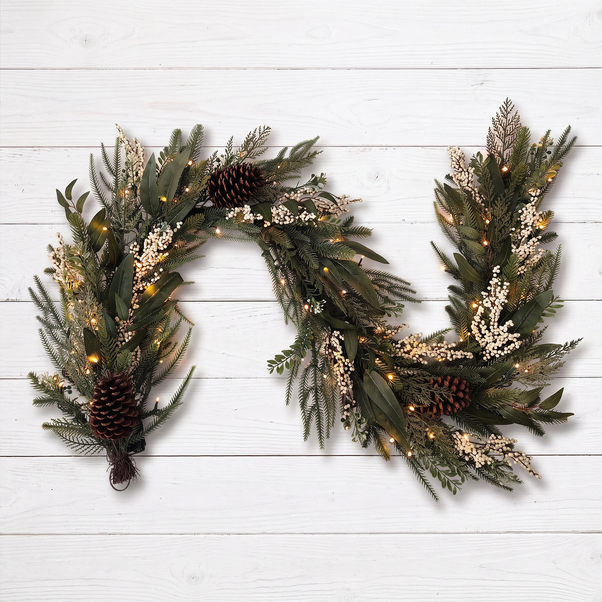 The Christmas Centre Winter Glow 6ft (180cm) Prelit Christmas Garland with Warm White Battery Operated LED Lights