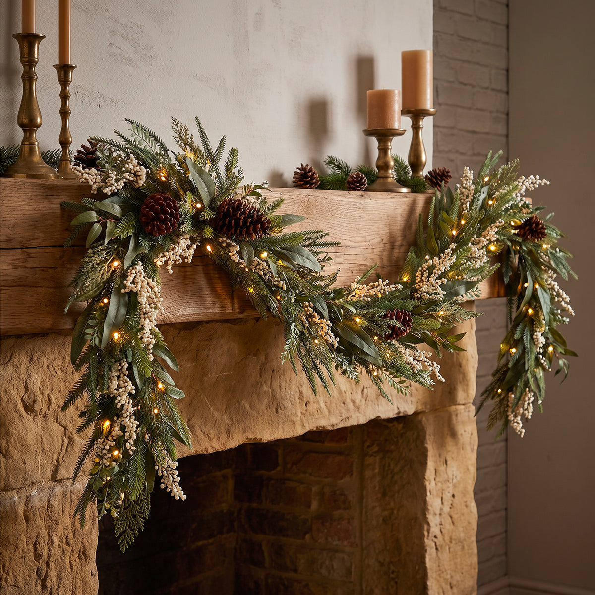The Christmas Centre Winter Glow 6ft (180cm) Prelit Christmas Garland with Warm White Battery Operated LED Lights