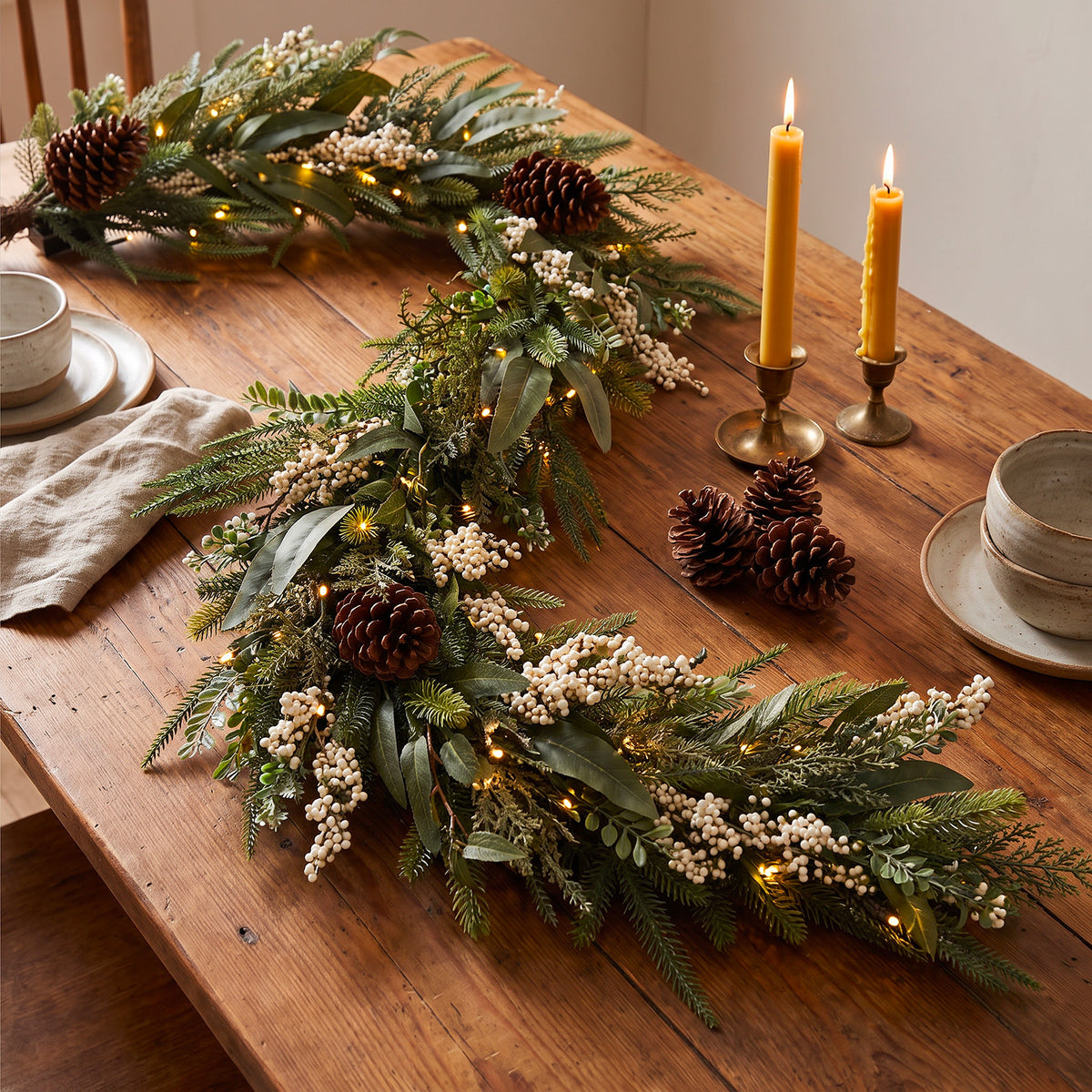The Christmas Centre Winter Glow 6ft (180cm) Prelit Christmas Garland with Warm White Battery Operated LED Lights