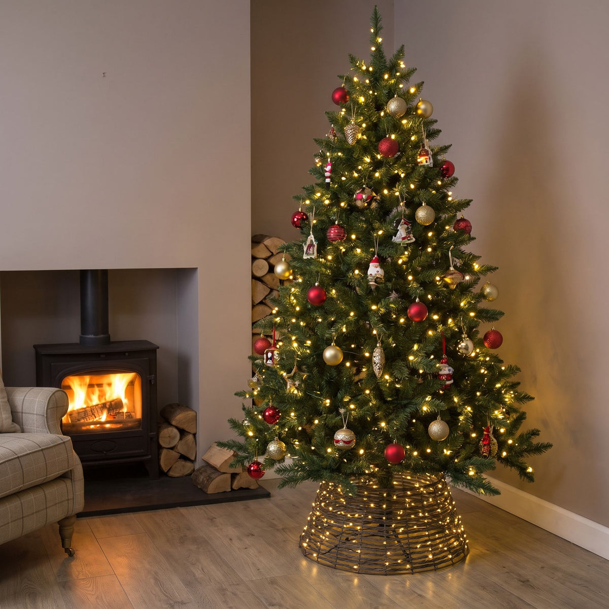 Pre-Lit Christmas Brown Vine Weave Tree Skirt with 400 Warm White LED Micro-Lights
