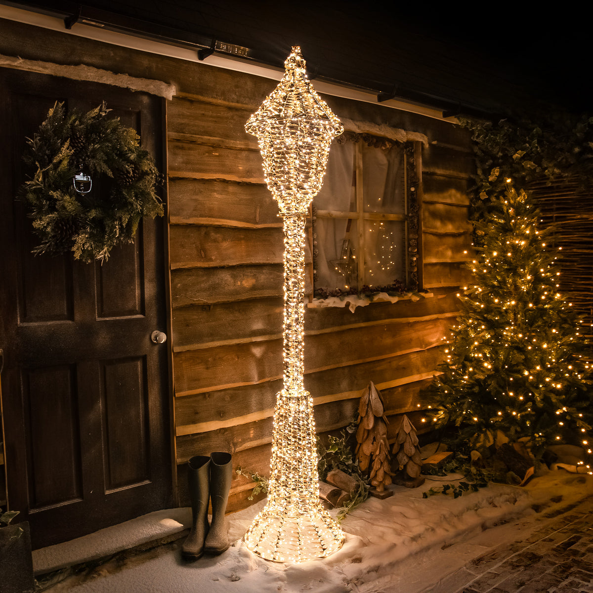 Pre-Lit Christmas Gold Laser Lit Lamp Post 230cm with 1900 Warm White LED Micro-Lights