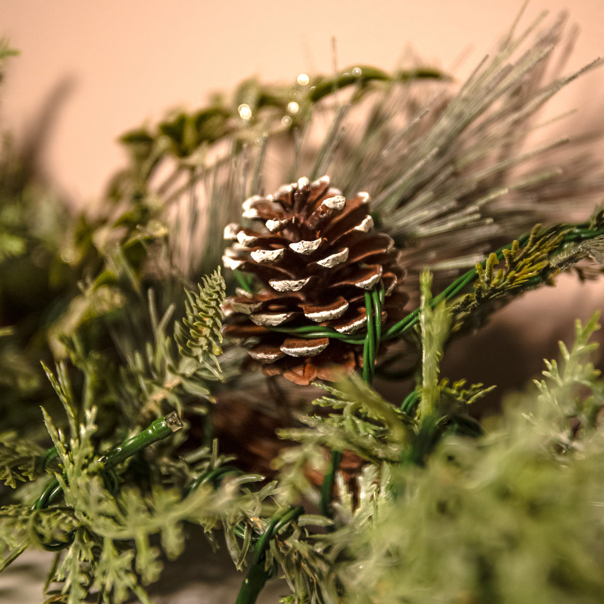 The Christmas Centre Winter Woodland 6ft (180cm) Prelit Christmas Garland with Warm White Battery Operated LED Lights