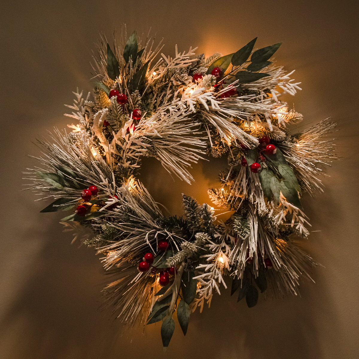 The Christmas Centre Jack Frost 26in (66cm) Prelit Christmas Wreath with Warm White Battery Operated LED Lights