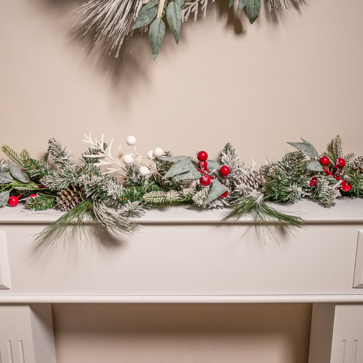The Christmas Centre Jack Frost 6ft (180cm) Prelit Christmas Garland with Warm White Battery Operated LED Lights