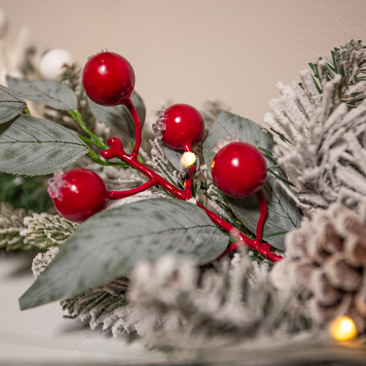 The Christmas Centre Jack Frost 6ft (180cm) Prelit Christmas Garland with Warm White Battery Operated LED Lights