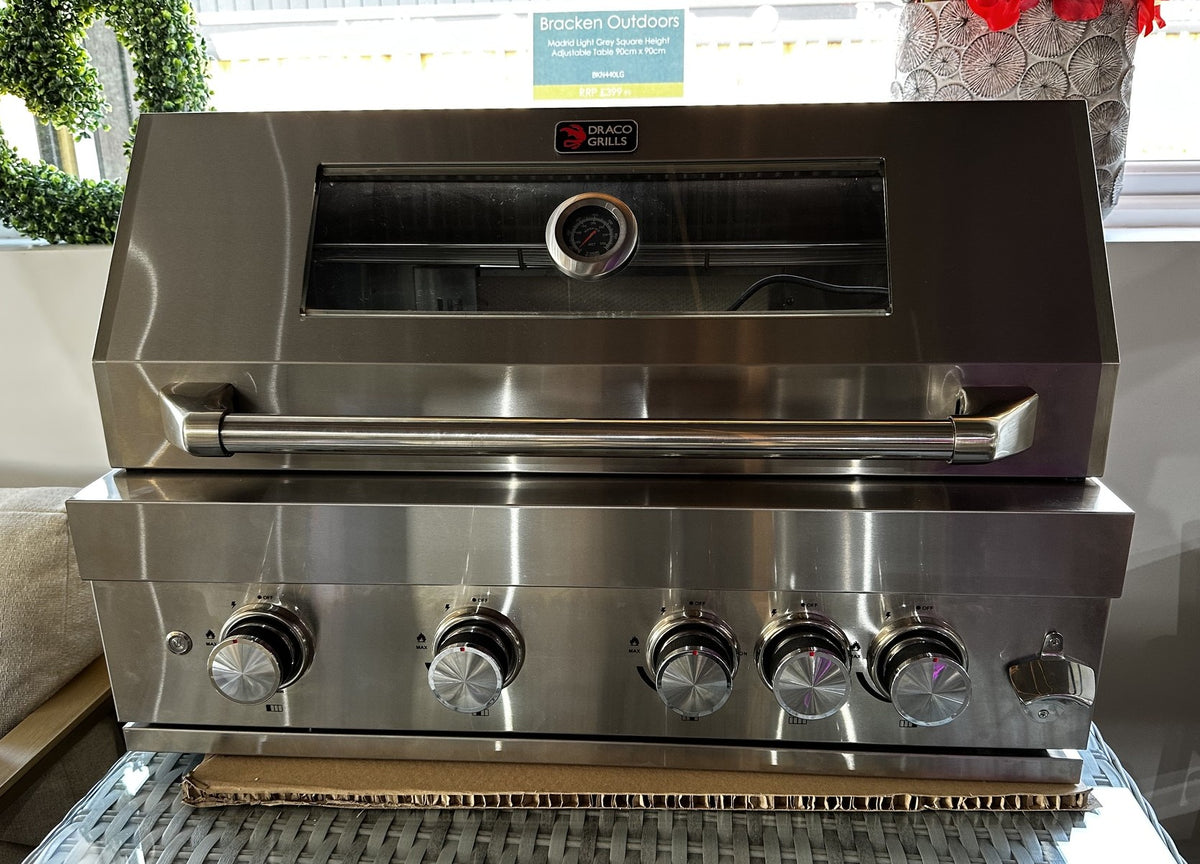 Ex-Display Draco Grills Z440B Deluxe 4 Burner Stainless Steel Build In Gas Barbecue