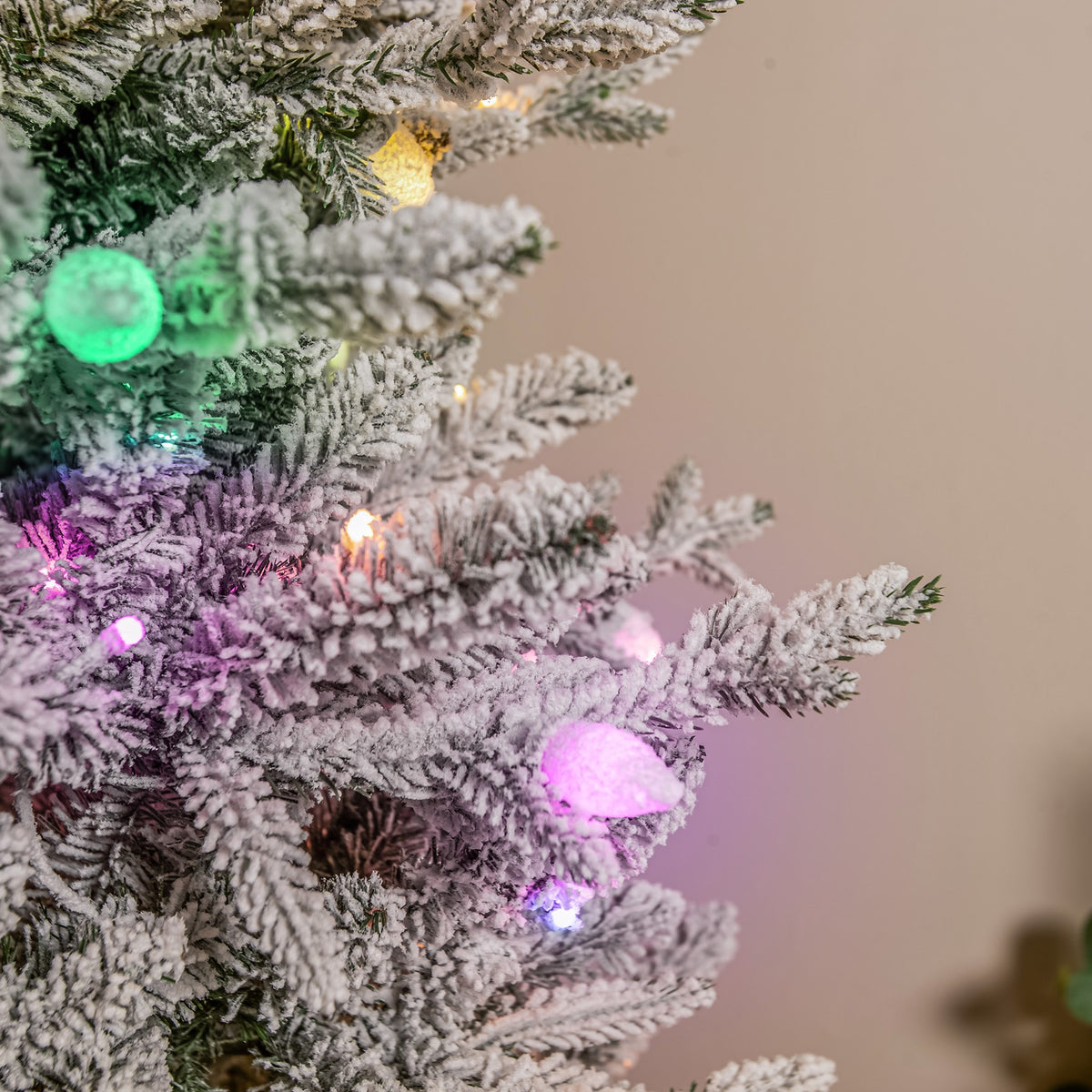 Highgrove Artificial Pre-Lit PE Christmas Tree 6.5FT, 7.5FT
