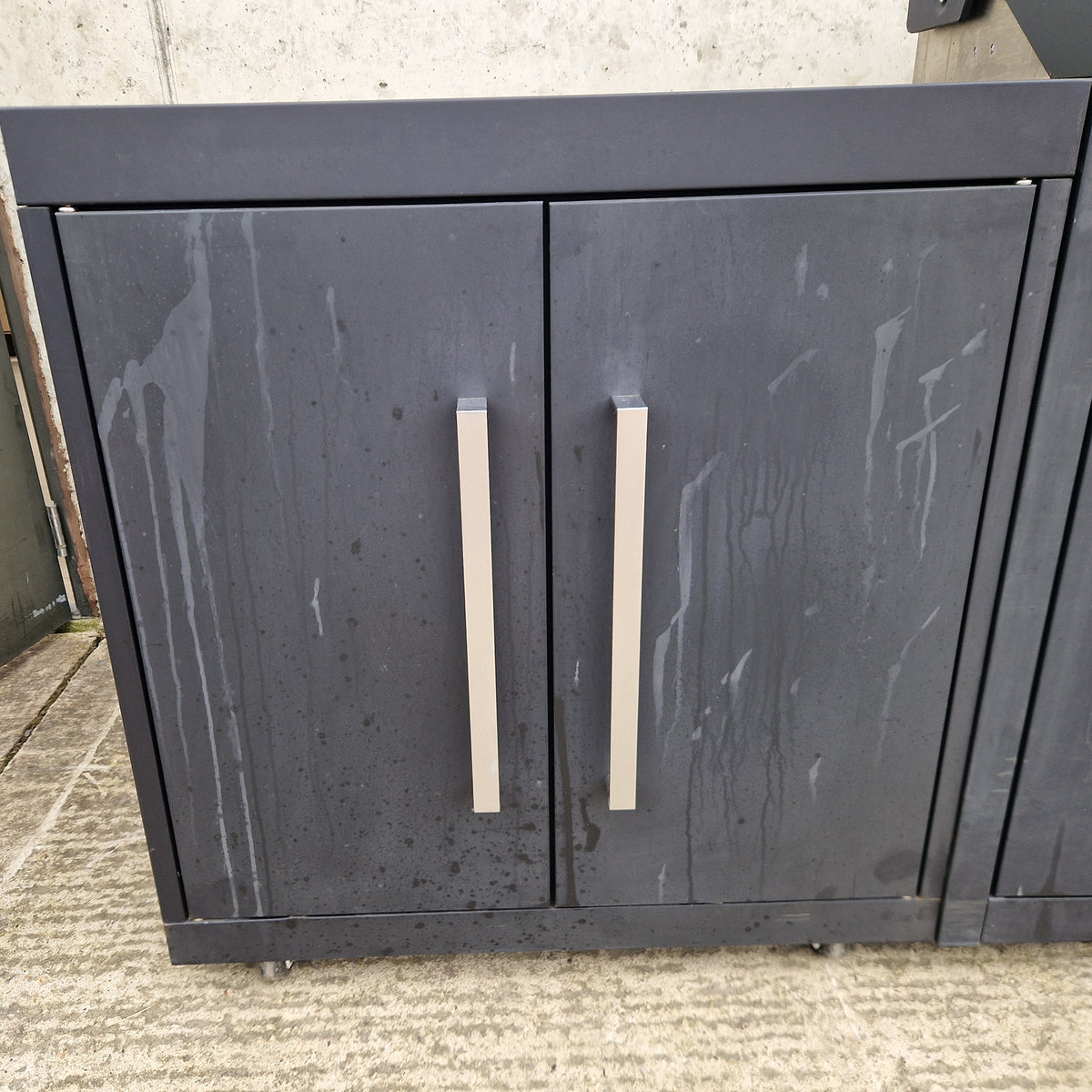 Ex Display Draco Grills Fusion 6 Burner Black Outdoor Kitchen with Single Fridge Unit and Double Cupboard
