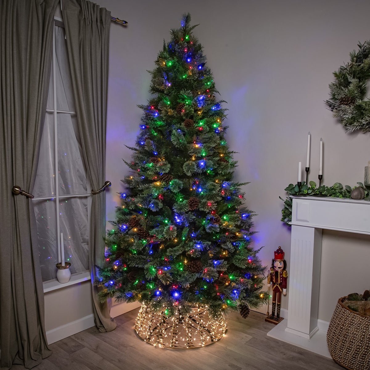 Pre-Lit Christmas Gold Laser Light-Up Tree Skirt 71cm with 600 Warm White LED Micro-Lights