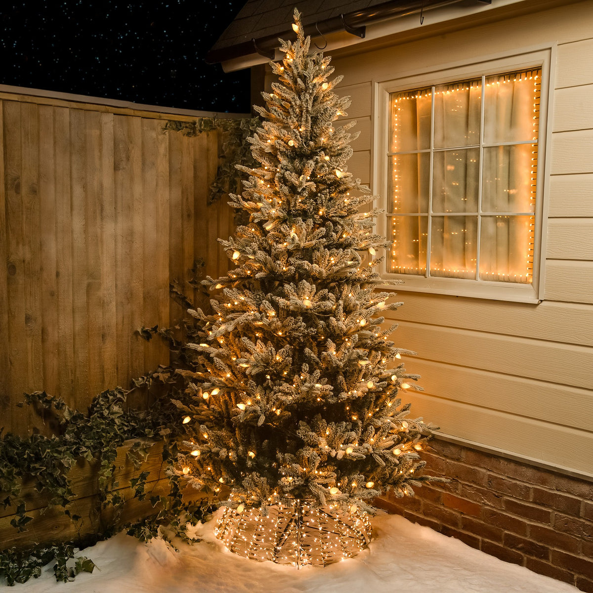 Pre-Lit Christmas Gold Laser Light-Up Tree Skirt 71cm with 600 Warm White LED Micro-Lights