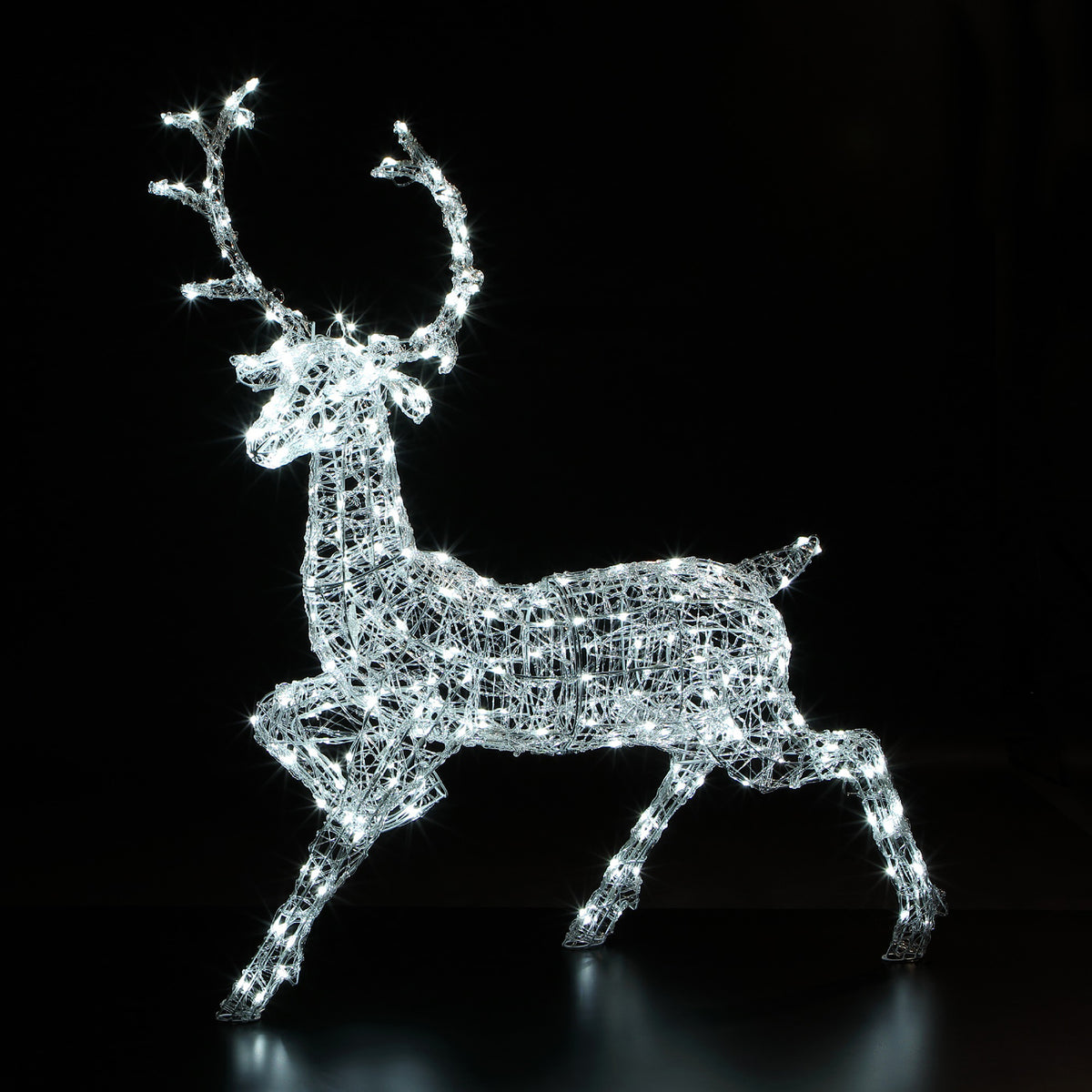 Noma Christmas Spun Acrylic 1.4M Light Up Woburn Stag with 300 White LED&#39;s