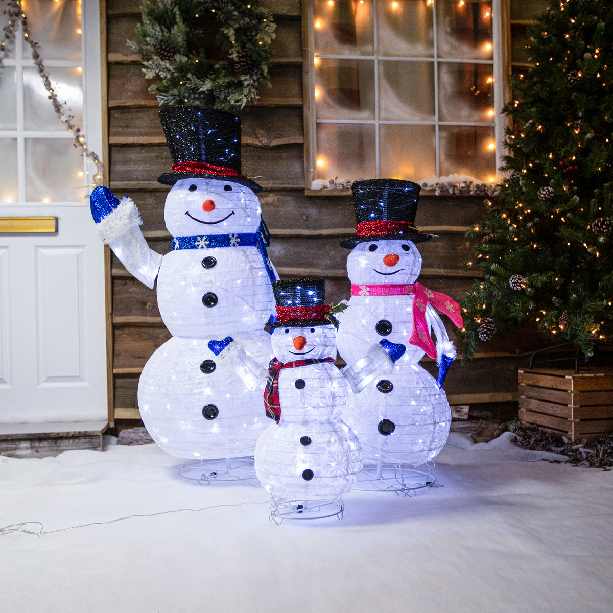 Set Of 3 Pop-Up Snowmen Family with White LED Lights and Timer