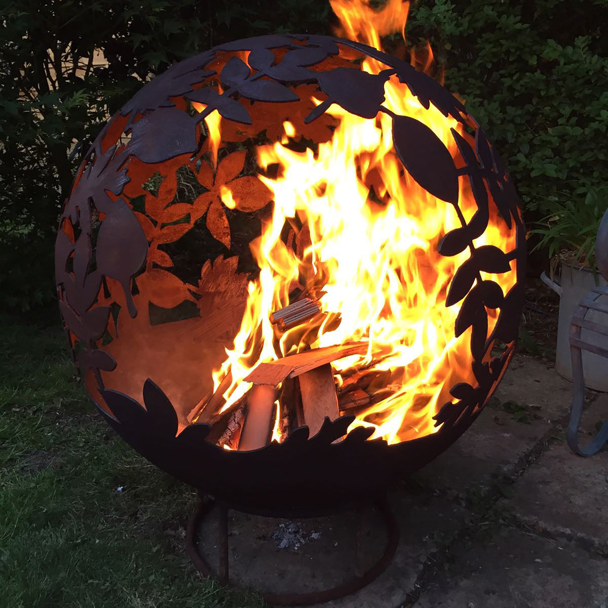 Garden Fire Ball 70cm Leaf Design with Rust Finish