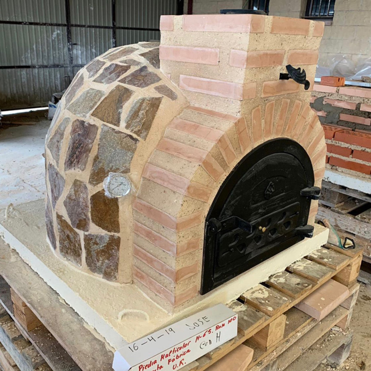 Fuego Stone 80 Outdoor Wood Fired Pizza Oven